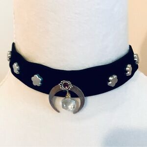Elegant Black and Silver Choker Necklace